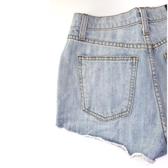 LF Carmar NWT High Rise Light Wash Destroyed Open Frayed Hem Jean Shorts 25 0 - Picture 7 of 9